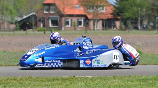 Matig weekend voor Sidecarshop Racing. Nelon Racing van Wieringen bood onderdak - Afbeelding 3