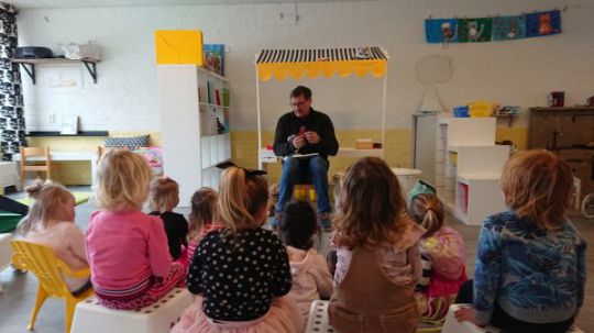 Voorlezen bij de Sammeltjes