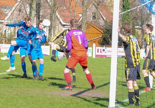 Nipte overwinning Succes op Schagen 1-0 - Afbeelding 3