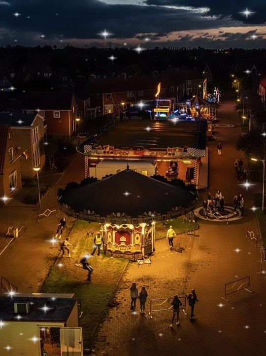 De Kermis komt er aan