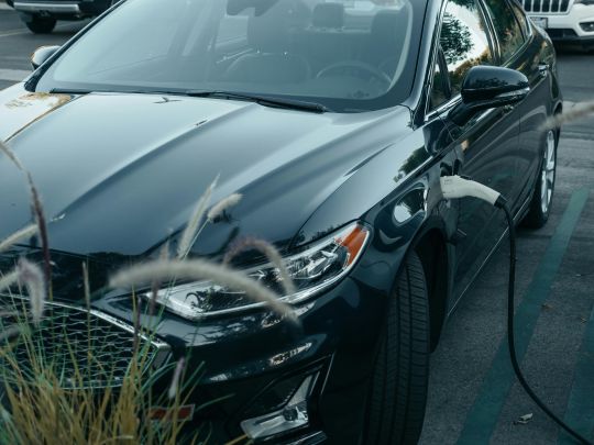 Elektrisch rijden extra voordelig dankzij extraatjes van de Nederlandse overheid