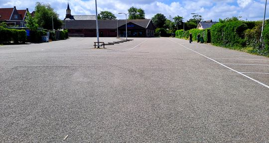 Maandag vreemd gezicht, leeg ALDI plein