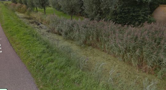Onfortuinlijke fietser beland in de sloot
