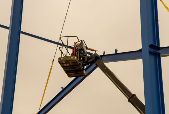 Niste Montage monteerde staalwerkconstructie voor nieuwe bedrijfshal Heijblok - Afbeelding 3