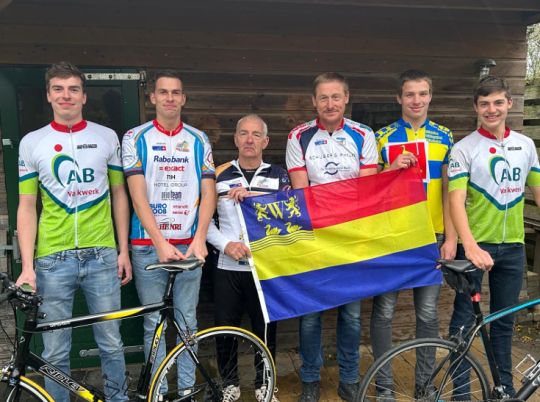 De Wieringers en Meer fietsen Alpe d'HuZes
