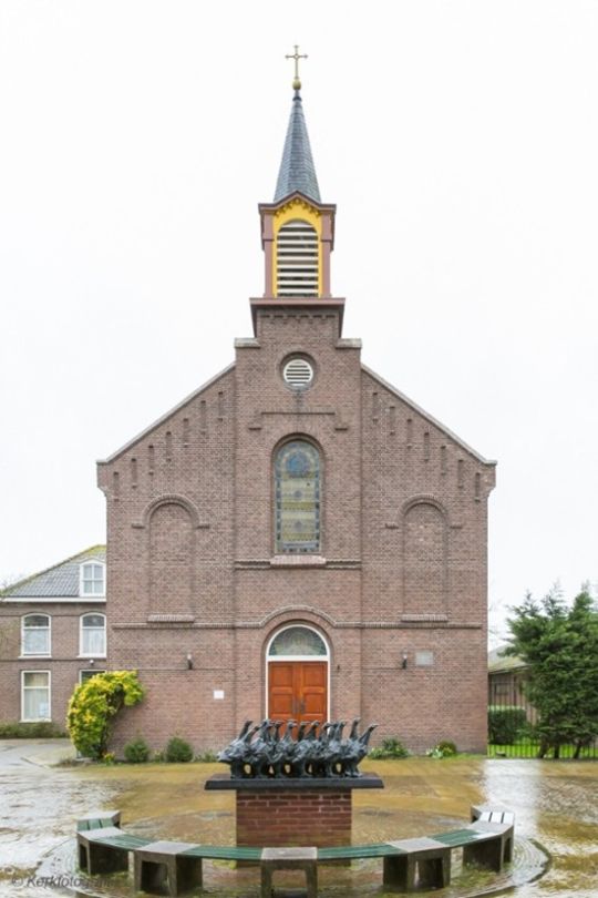 ✝ Kerkdiensten en activiteiten ✝