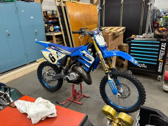 Triest: Crossmotor en gereedschap gestolen